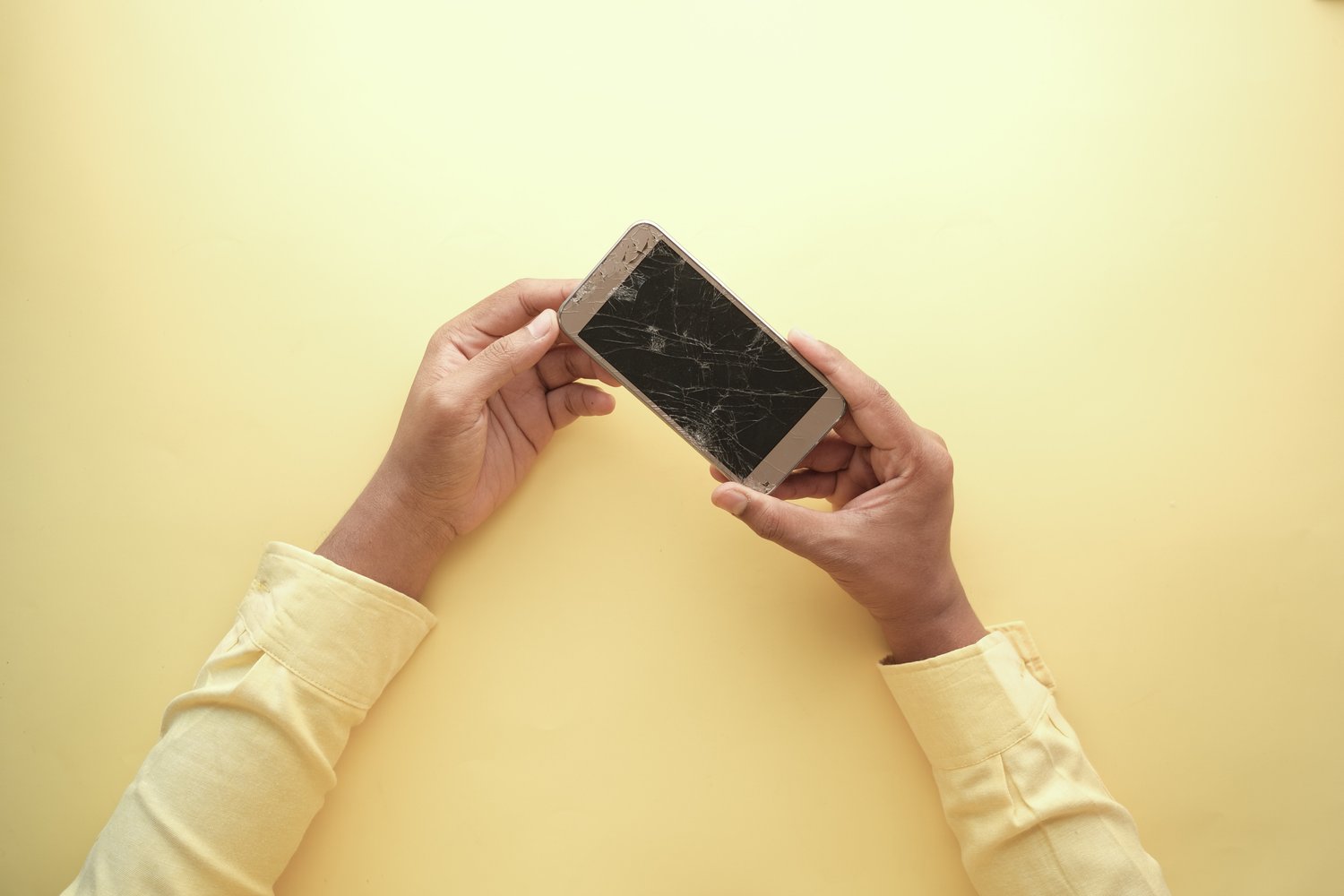 THE HIDDEN COSTS OF DROPPED IPHONES: A YEARLY FINANCIAL BREAKDOWN
